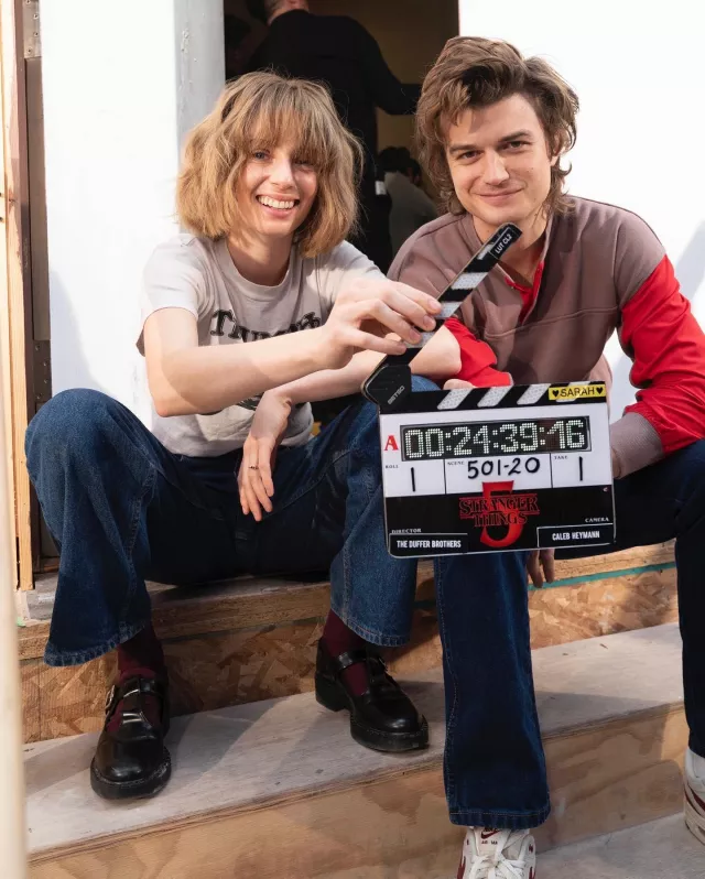 Sweat de Joe Keery sur le compte Instagram @strangerthingstv