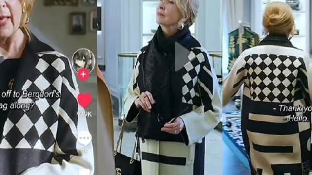 Checkered and Striped biege and black Coat/Duster/Cardigan in (S01E03) Nora Radford (Kate Burton) Inventing Anna