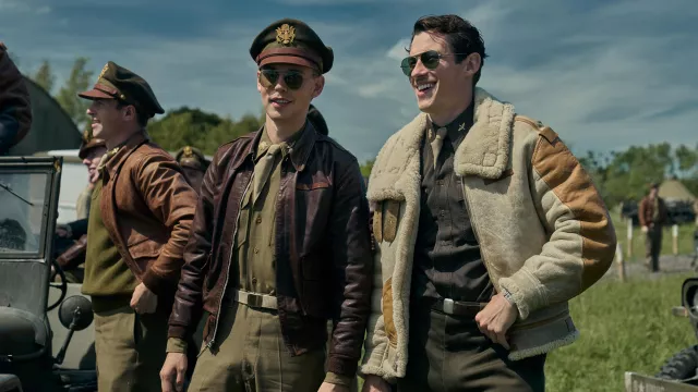 Aviator Sunglasses worn by Maj. John 'Bucky' Egan (Callum Turner) as seen in Masters of the Air (S01E04)