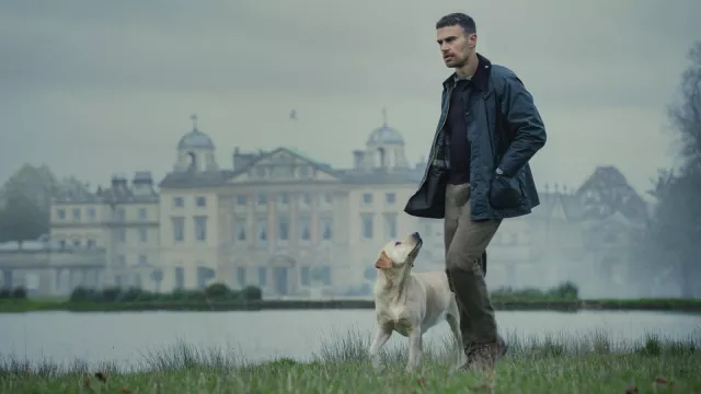 Blue coat jacket worn by Eddie Halstead (Theo James) as seen in The Gentlemen (Season 1)