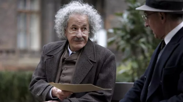 Steel eyeglasses worn by Albert Einstein (Geoffrey Rush) as seen in Genius (S01E10)