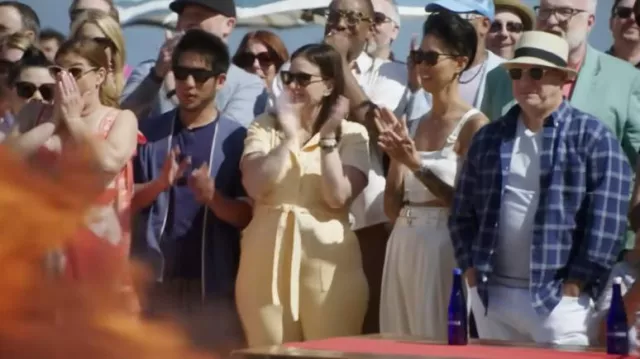 Black sunglasses worn by Kristen Kish as seen in Top Chef (Season 21)