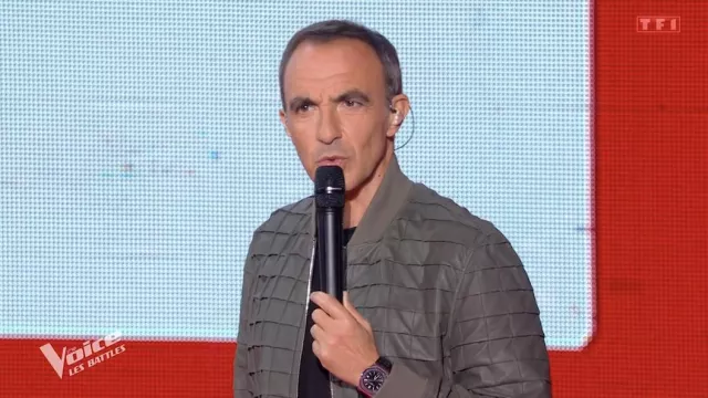 The grey jacket worn by Nikos Aliagas in The Voice: The Battles on April 13, 2024
