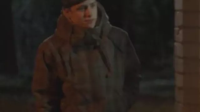 Plaid goretex/shell jacket of Maxxie (Mitch Hewer) in Skins (S01E06)
