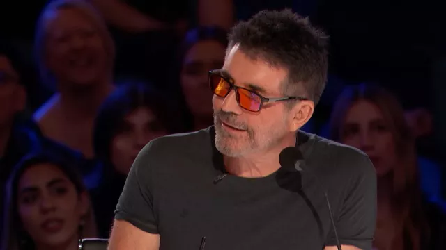 America's Got Talent Outfits: Simon Cowell is wearing Red lenses ...