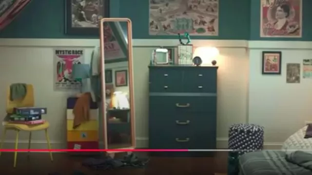 The decoration of the series Agatha, who else?: Teen's (Joe Locke) full-length mirror in season 1, episode 6