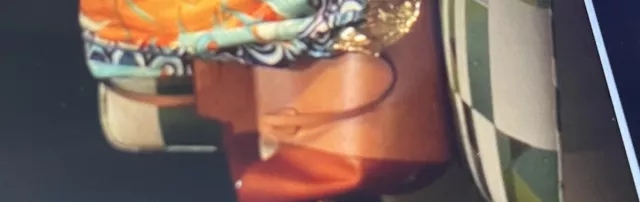 Bolsa de líder de Miranda Hobbes (Cynthia Nixon) en Y así de simple... (S03E05)